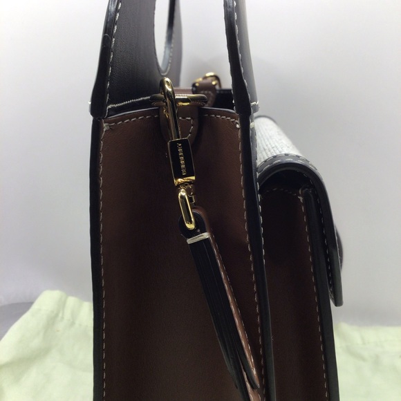 BURBERRY, HORSEFERRY, NWT, POCKET TOTE, MINI, MADE IN ITALY - Picture 9 of 16